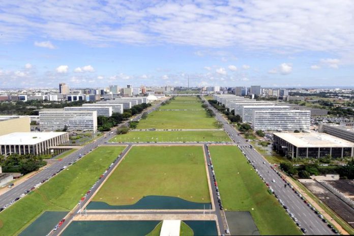 esplanada_dos_ministerios_1_-_marcello_casal_jr-arquivo_agencia_brasil